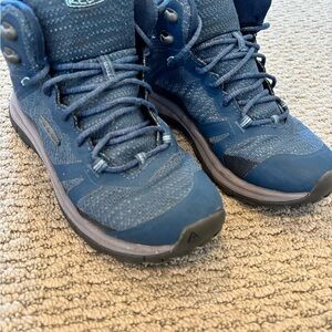 Keen Navy Blue Outdoor Boots Size 6